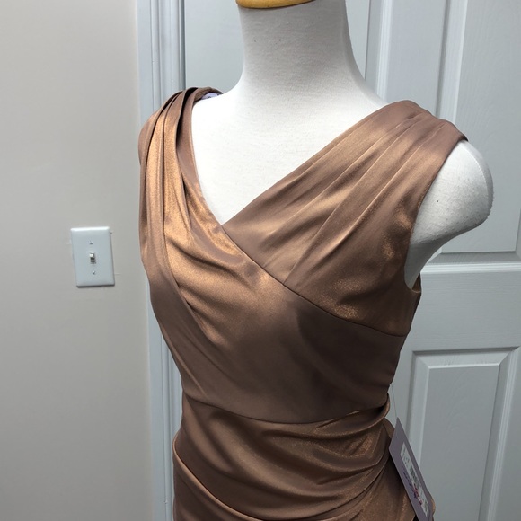 Elegant short evening dress - Picture 3 of 5